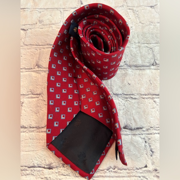 BROOKS BROTHERS MAKERS MENS RED/BLUE/YELLOW PATTERN SILK TIE - Picture 5 of 8